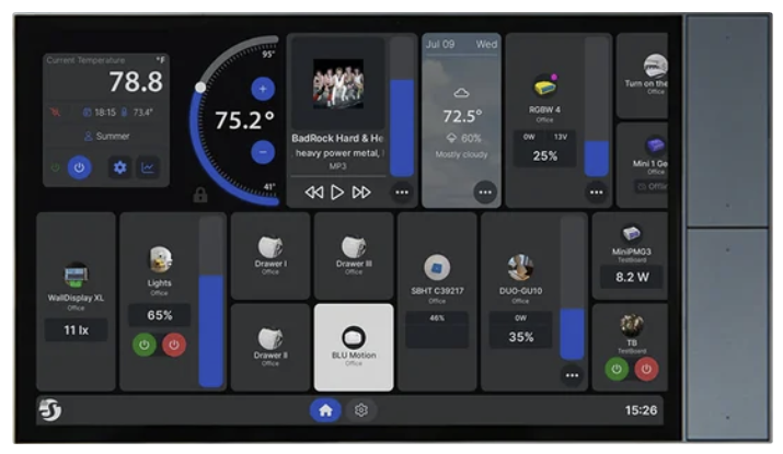 Control Frame: panel Shelly Wall Display XL horizontal con pantalla y botones laterales